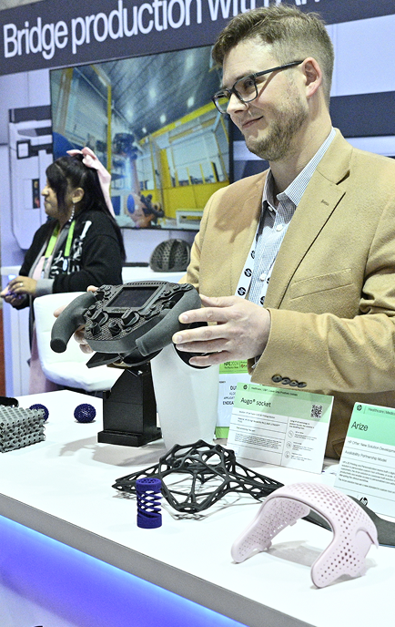 Trade show attendees